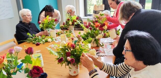 Art Floral Residence 07 24 1